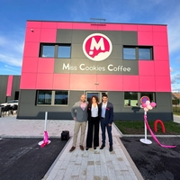 Les 3 frères et soeurs à la tête de la franchise Miss Cookies Coffee